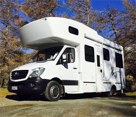 Lakókocsi (szabadidős jármű).jpg